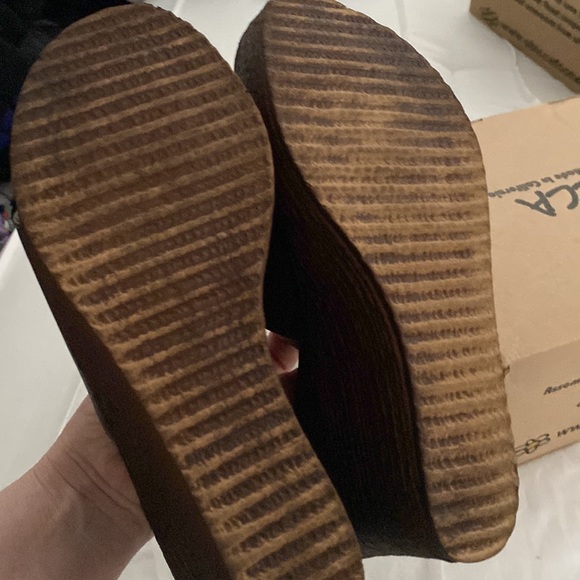 Sbicca Wedges Size 7 brown - Picture 5 of 5